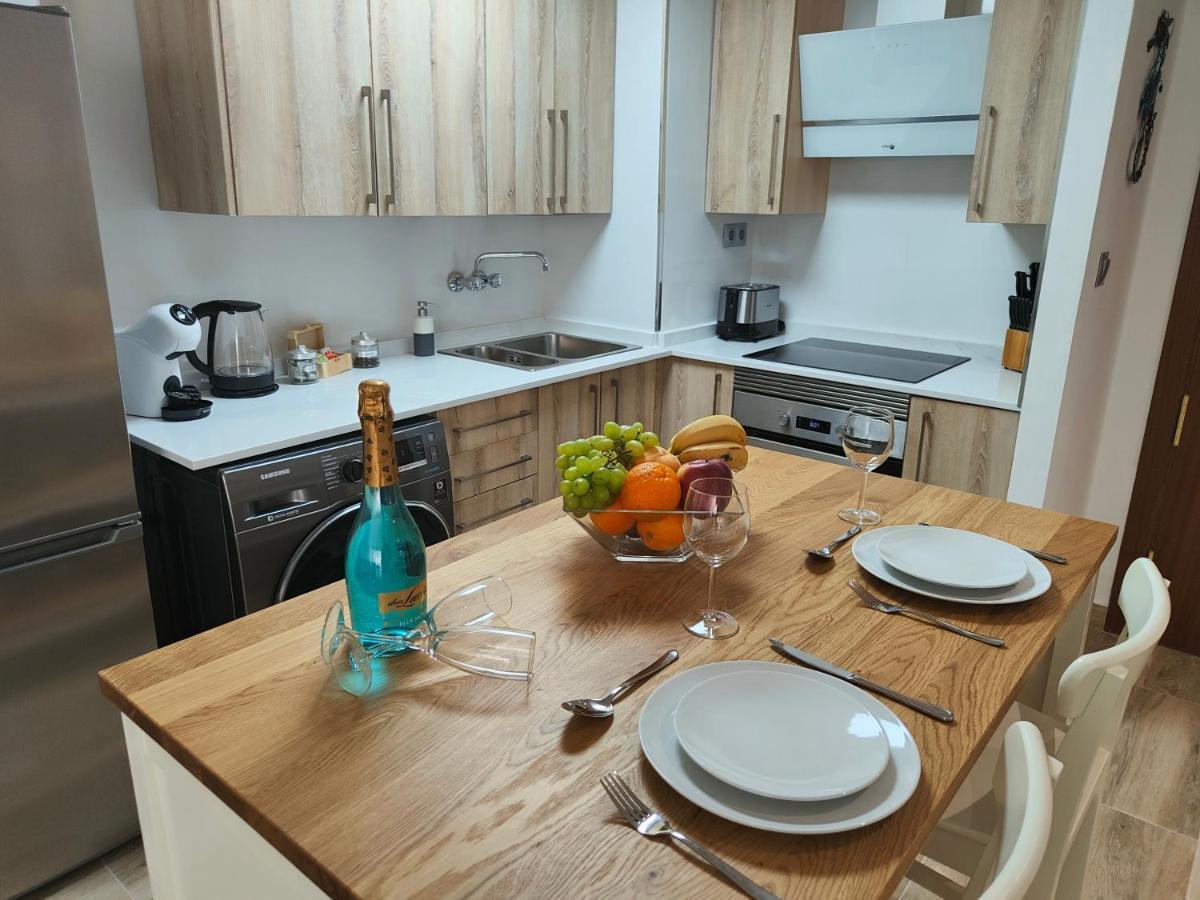 City Central Apartment With Large Patio By Namaste Elite Torremolinos Ngoại thất bức ảnh